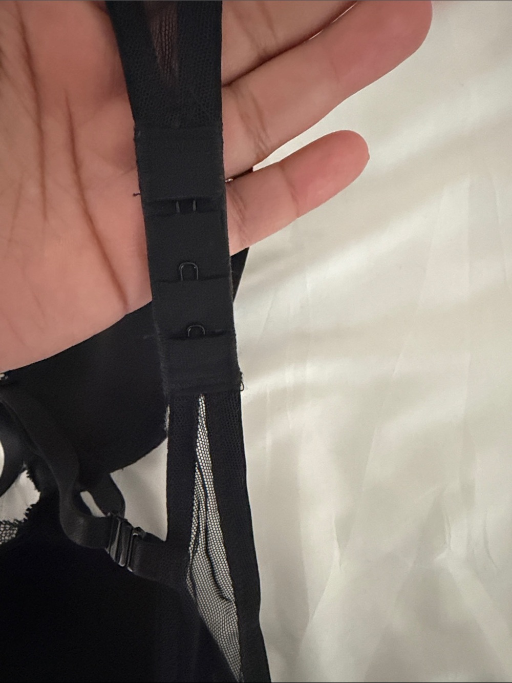 Victoria's Secret Pink & Black Lace Push-Up Bra Duo - Picture 13 of 14